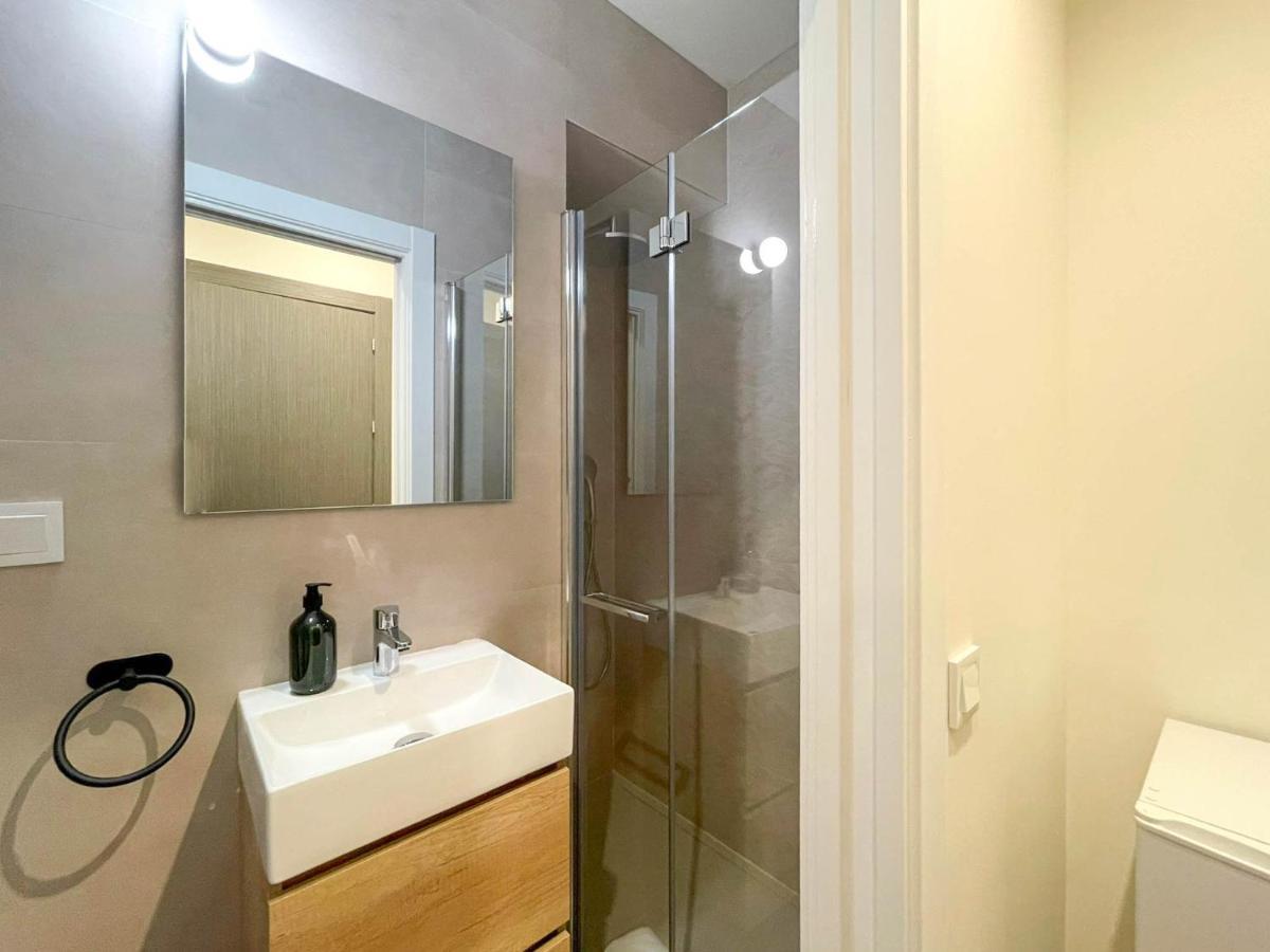 San Isidoro Coliving Hotel Oviedo Ngoại thất bức ảnh